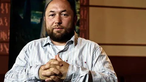 Тимур Бекмамбетов подумывает об экранизации романа «Мать» Максима Горького