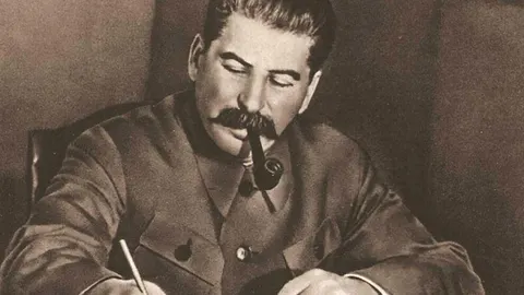 Иосиф Сталин